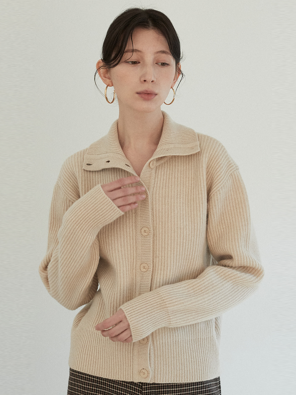 cashmere button knit (beige)