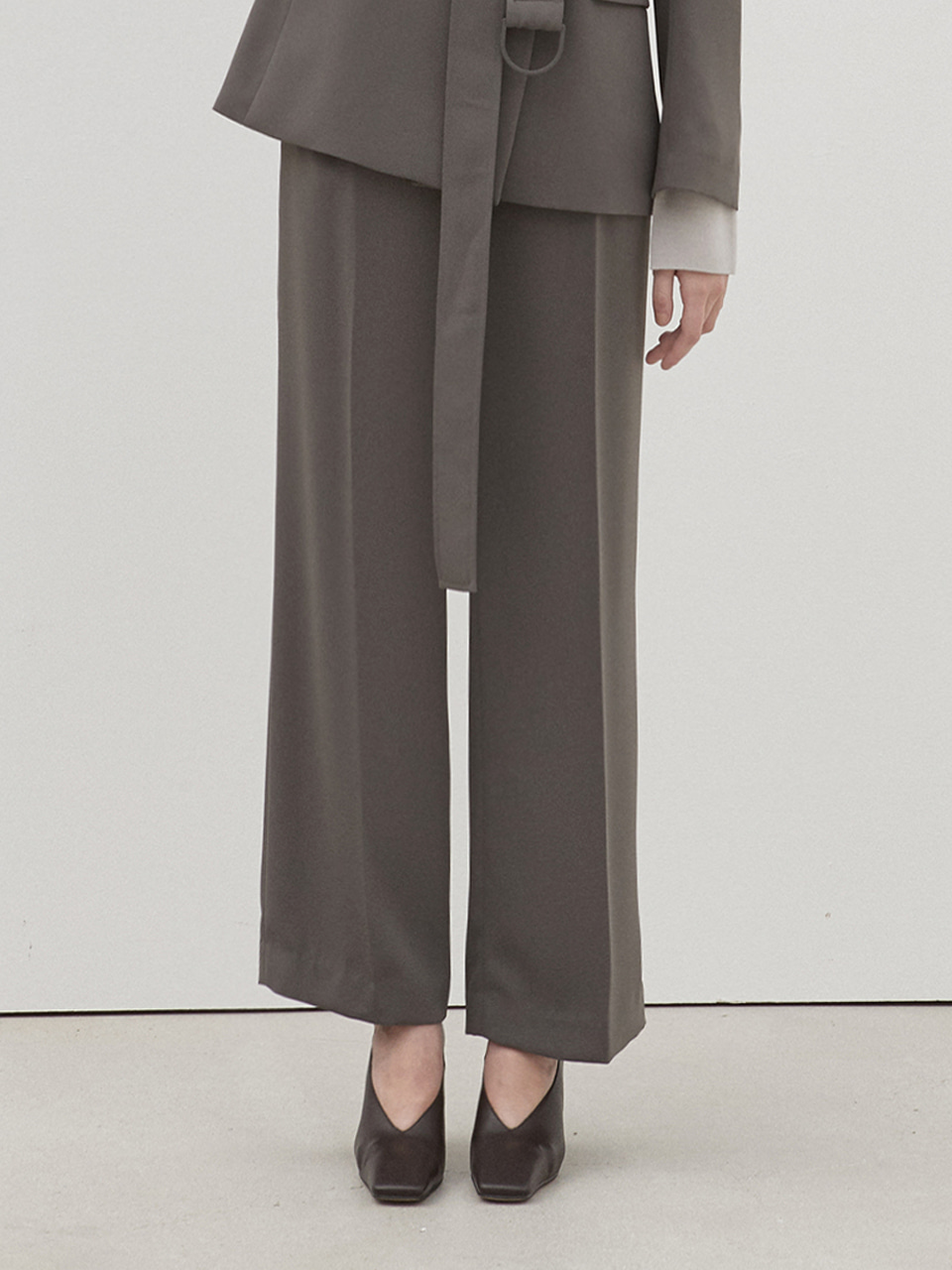 new classic pants (gray brown)